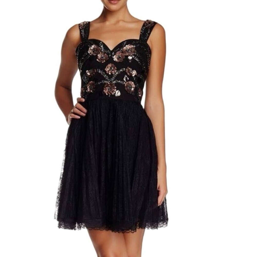 Marchesa Notte Embellished Tulle Lace Mini Dress Black Floral Applique Sz 8